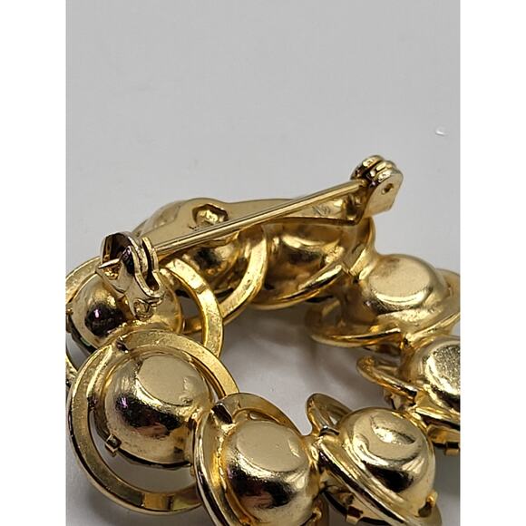 Vintage Gold Tone AB Rhinestone Wreath Brooch Prong Set Crystal Pin - Picture 4 of 5